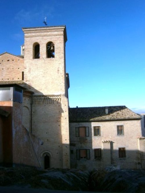 Osimo centro storico bilocale arredato